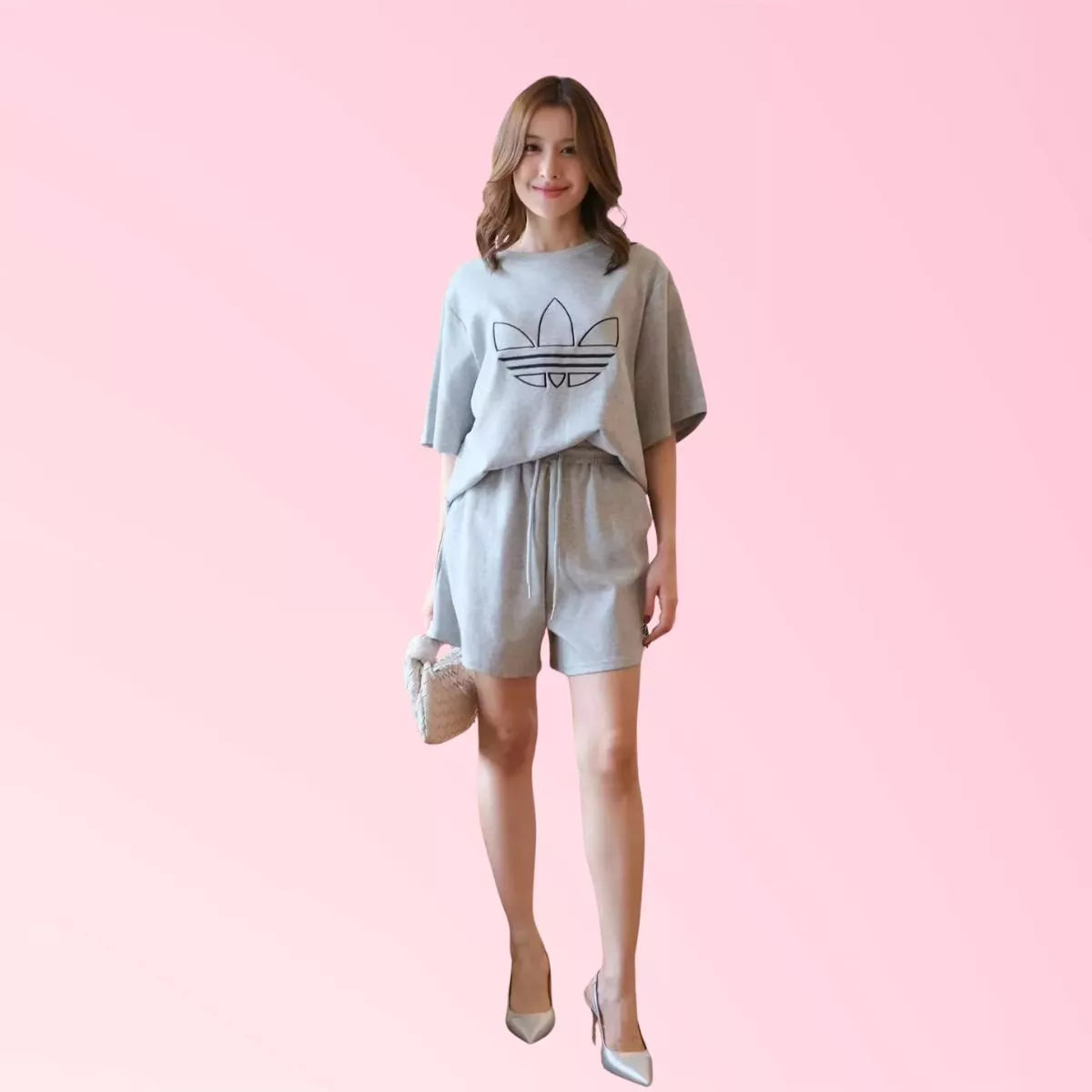 Women’s light grey T-shirt and drawstring shorts set