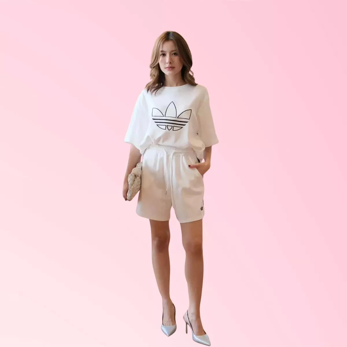 Women’s white graphic T-shirt and drawstring shorts set 1