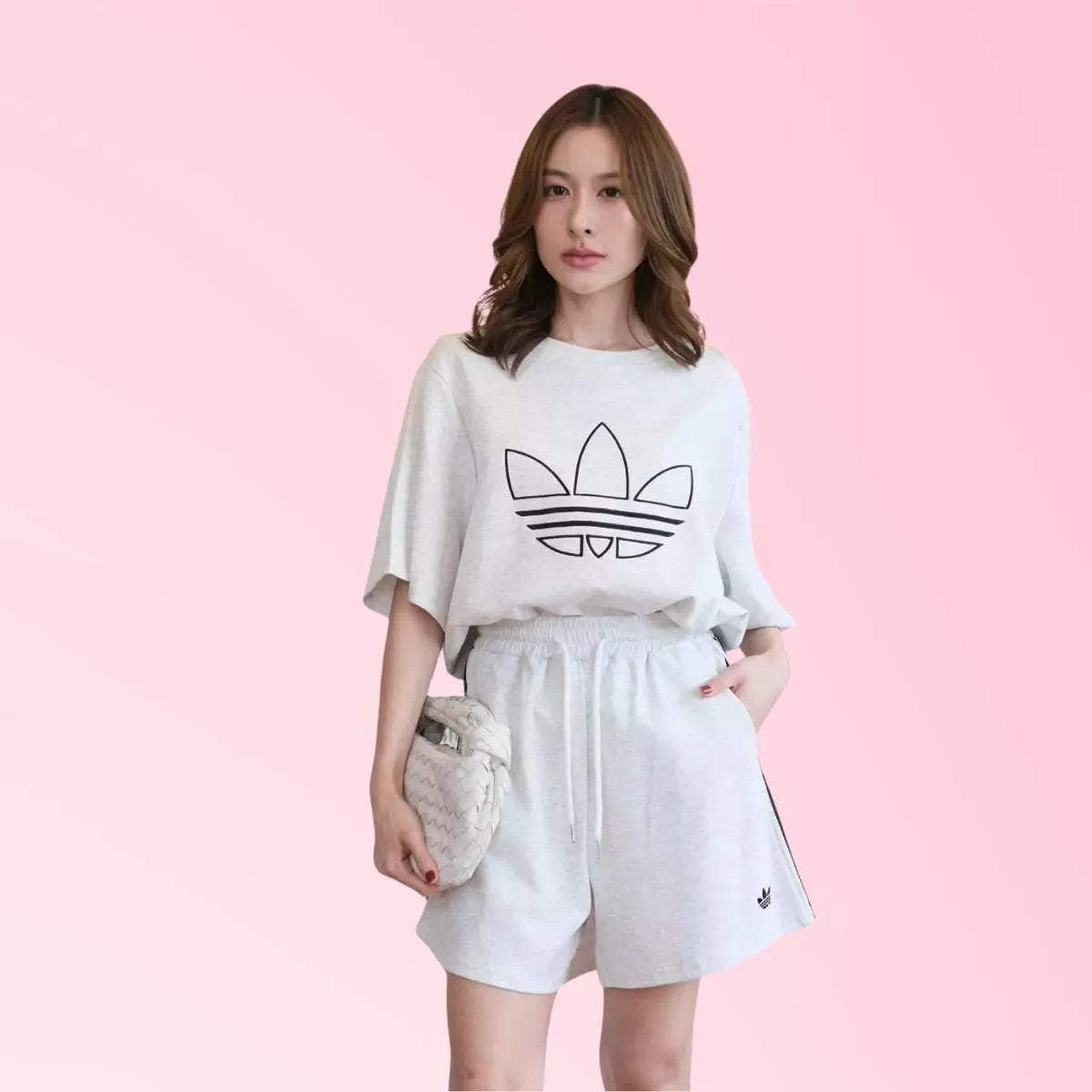 womens_graphic-tshirt-shorts-set-white